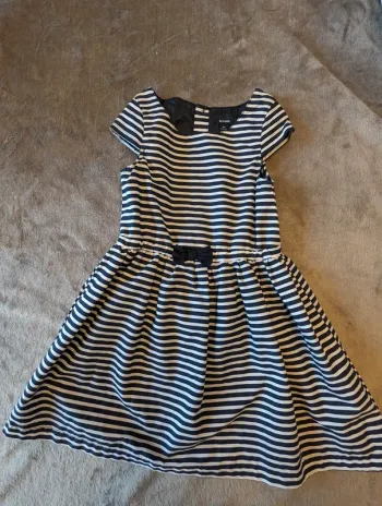 Robe rayée kiabi 4 ans