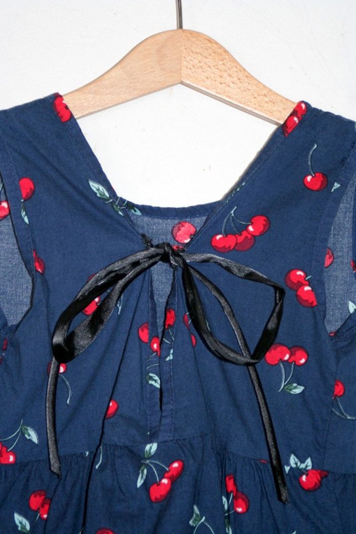 Robe fait main environ 4 ans - photo numéro 4