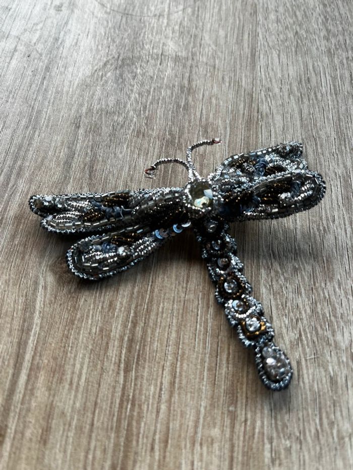Broche en perles libellule - photo numéro 2