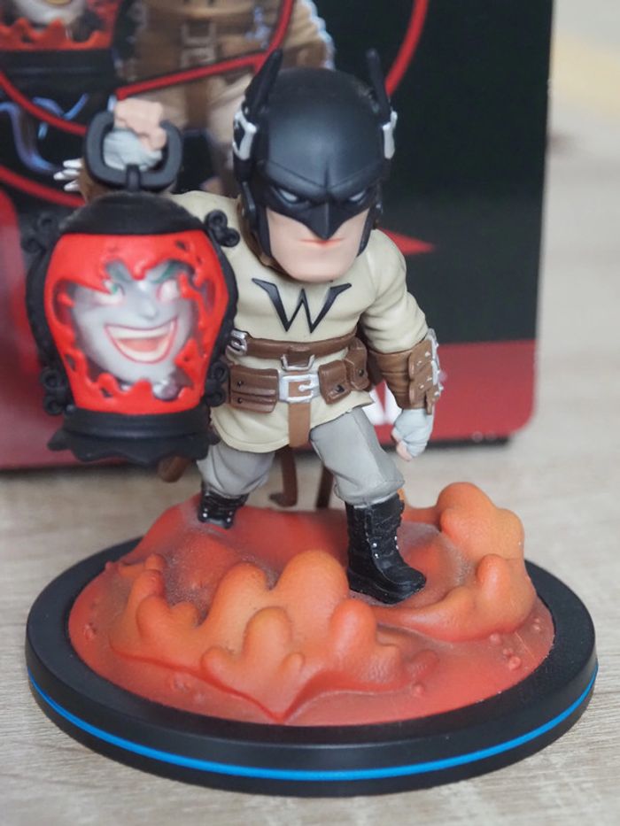 Figurine Batman Q Fig et sa boite