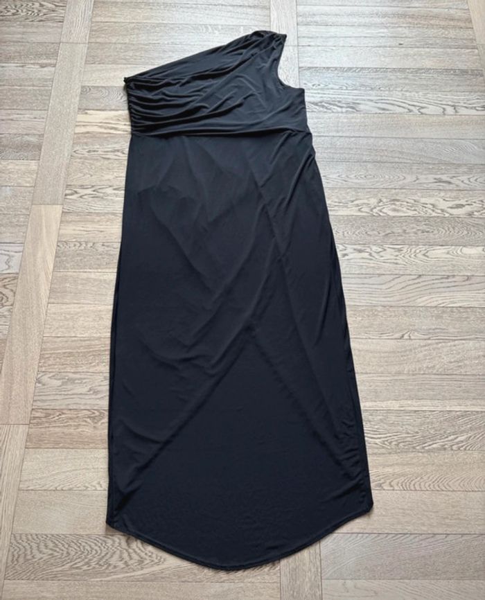 Robe longue noire