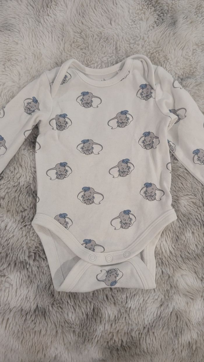 Body C&A taille 1 mois - photo numéro 2
