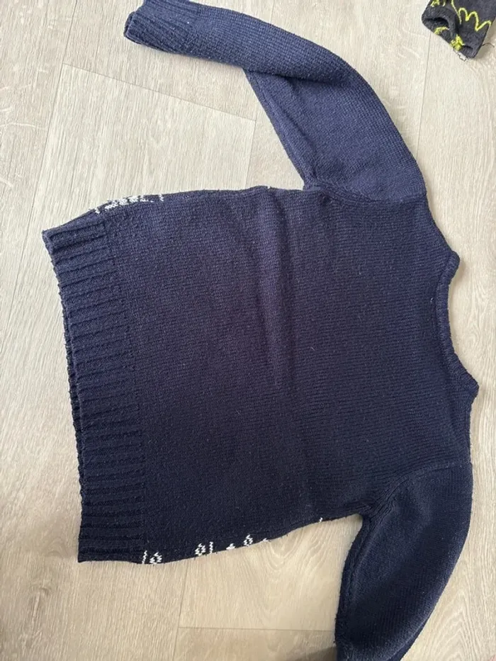 Pull de Noël Marvel 6 ans - photo numéro 2