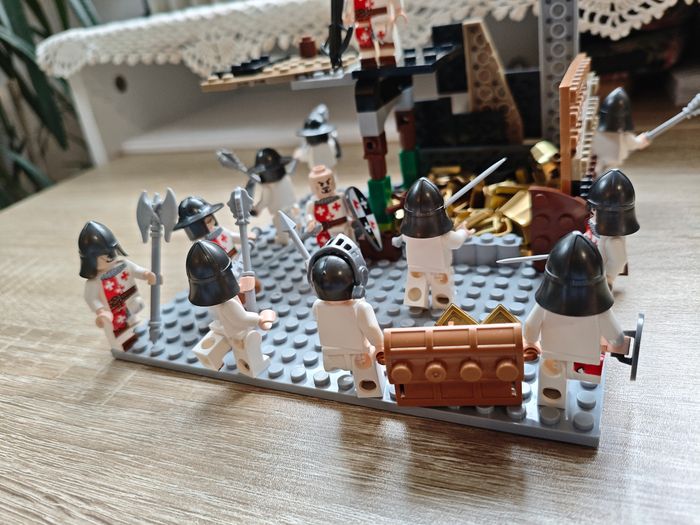 Figurines chevaliers - photo numéro 4