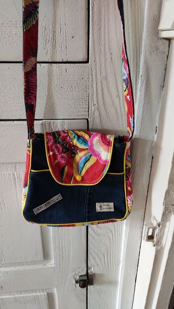 Sac à bandoulière printanier 