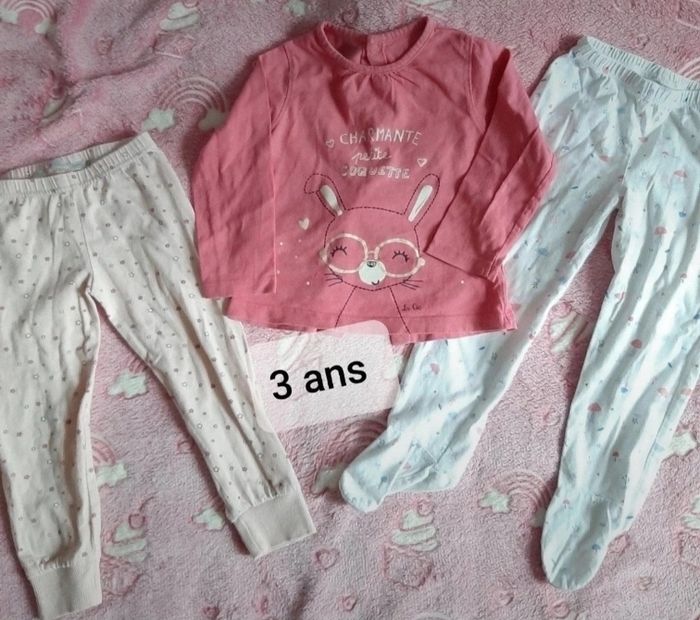 Divers haut et bas de pyjama