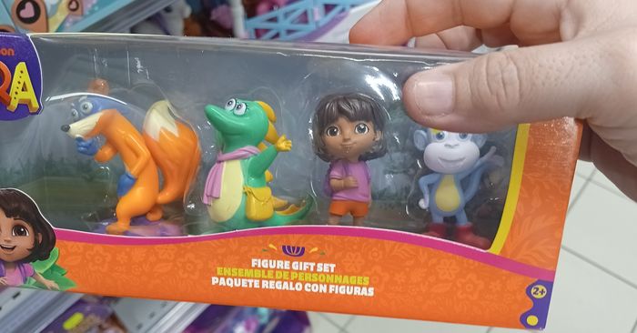 Lot.de.4 figurines dora l exploratrice - photo numéro 2