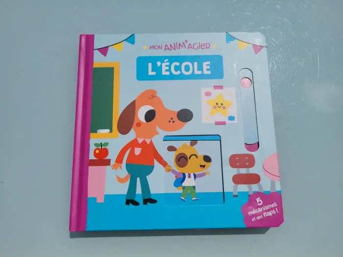 Livre animé à tirettes et roues  🚸 L'école 🎒 - photo numéro 2