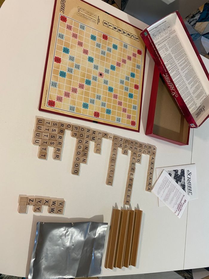 Scrabble en anglais lettres et chevalets en Bois - photo numéro 3