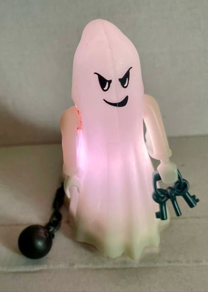 Playmobil fantôme avec led multicolore