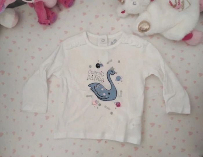 TEE shirt neuf