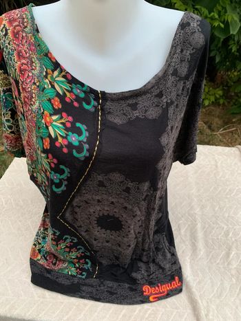 Teeshirt Desigual taille 38 oversize