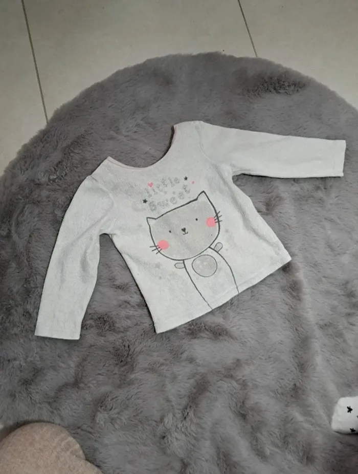 Pyjama 2 pieces 18 mois - photo numéro 7