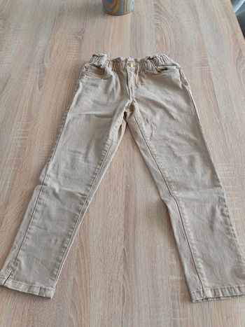 Pantalon fille 7-8 ans