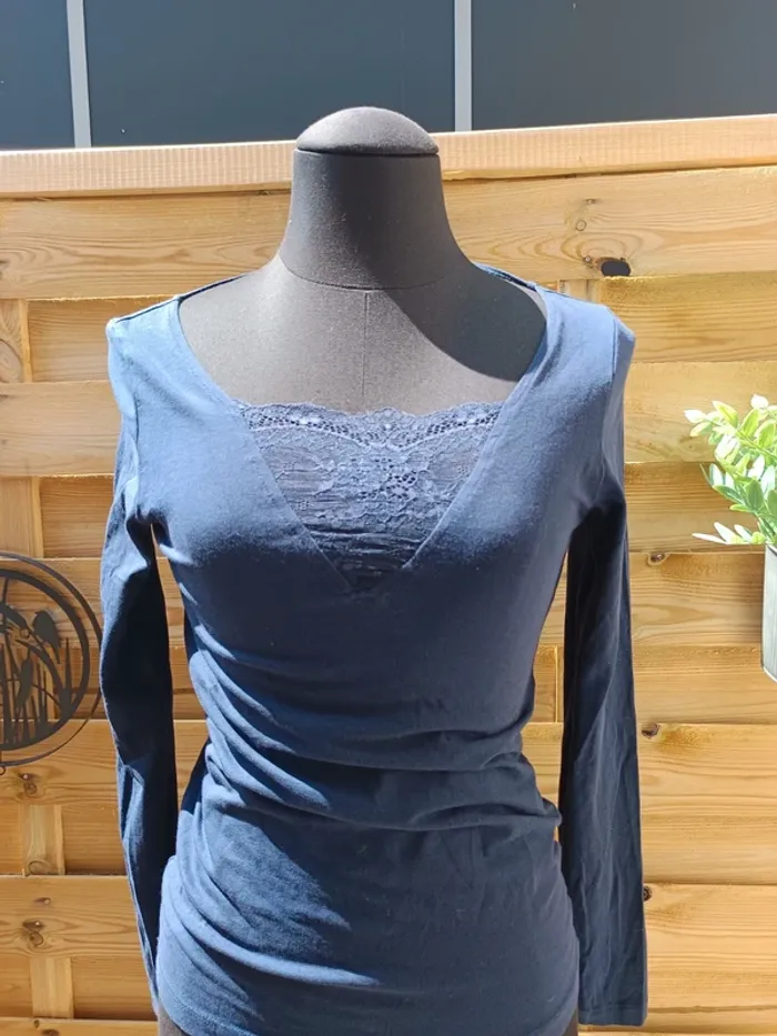 T-shirt taille S - photo numéro 2