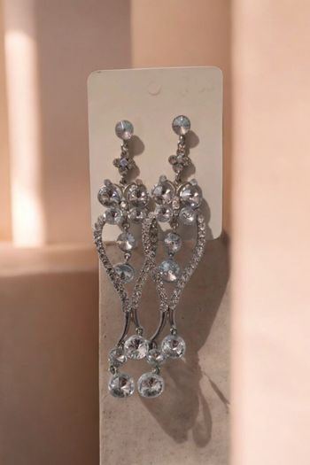 Boucles d’oreilles vintage pendantes argentées
