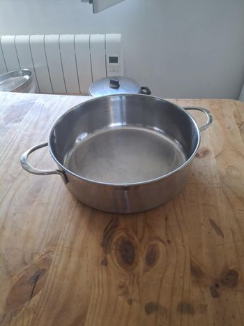 Sauteuse - faitout bas en inox tout feux sauf induction