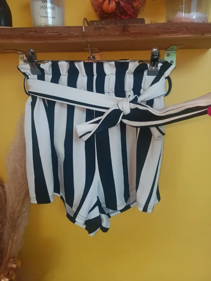 Short Shein taille S neuf sans étiquette