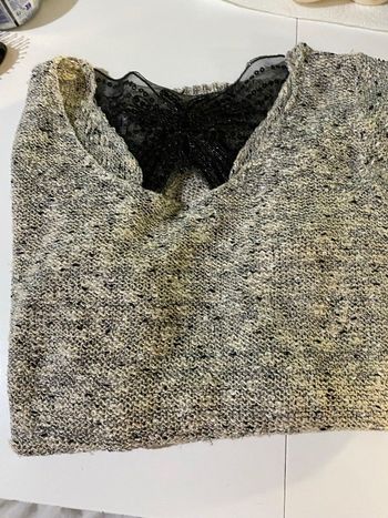 Pull avec papillon dans le dos en dentelle noir taille s cache-cache