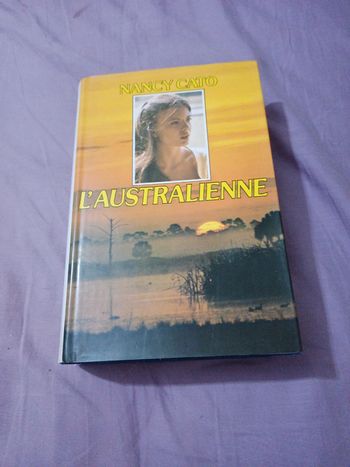 Livre l'australienne. Nancy cato