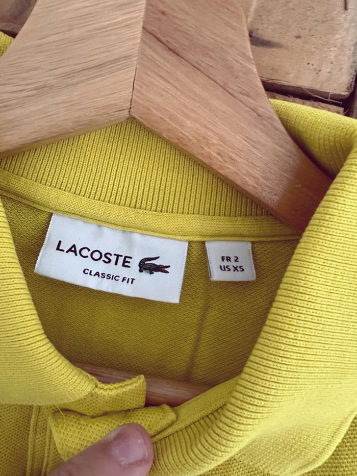 Polo Lacoste taille 2 / 38 jaune manches courtes - photo numéro 3
