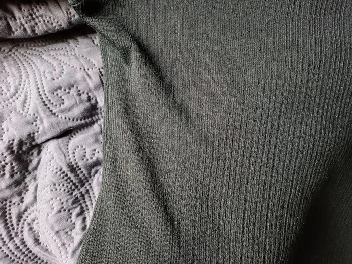Robe pull noire On n'est pas des anges - photo numéro 6