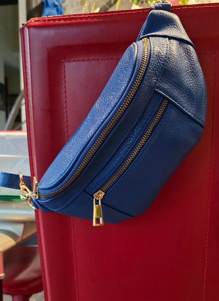 Sac banane femme bleu marine - photo numéro 2