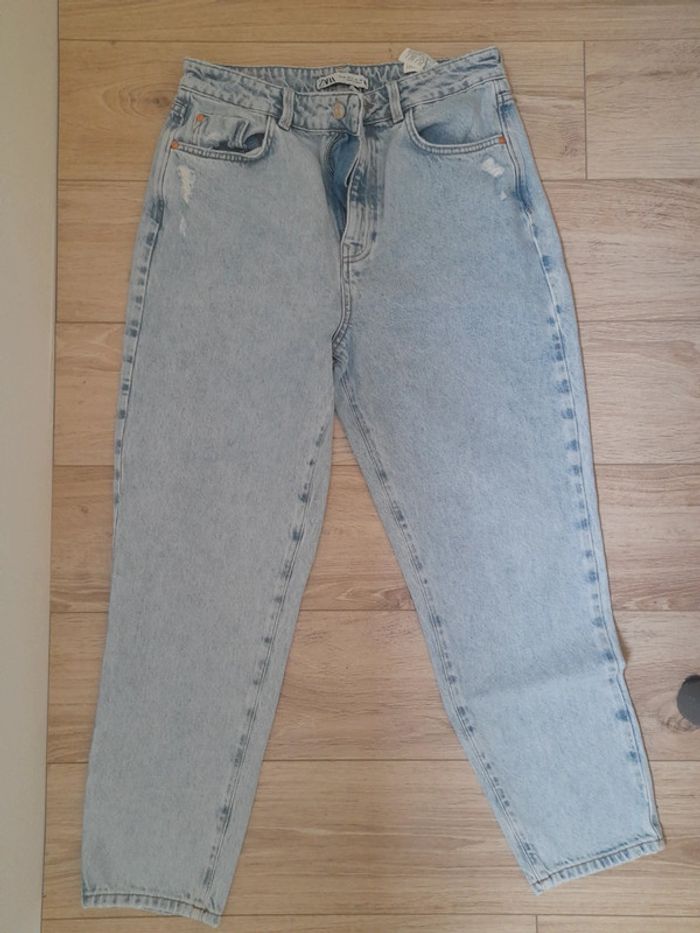 Jean mom zara taille 40 - photo numéro 2