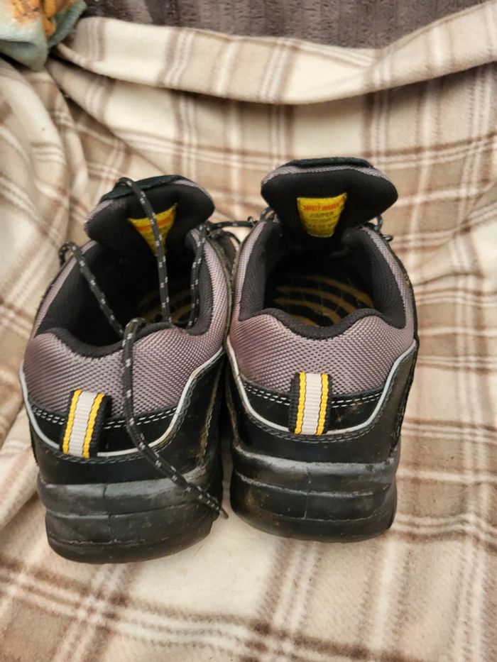 Chaussure de sécurité 44 - photo numéro 3