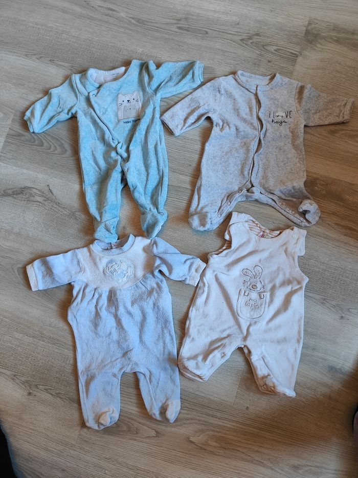 Lot pyjama - photo numéro 2