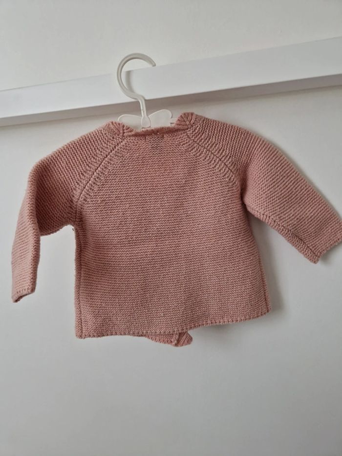 Gilet Pull maille croisé rose 6mois très bon état Kiabi - photo numéro 5