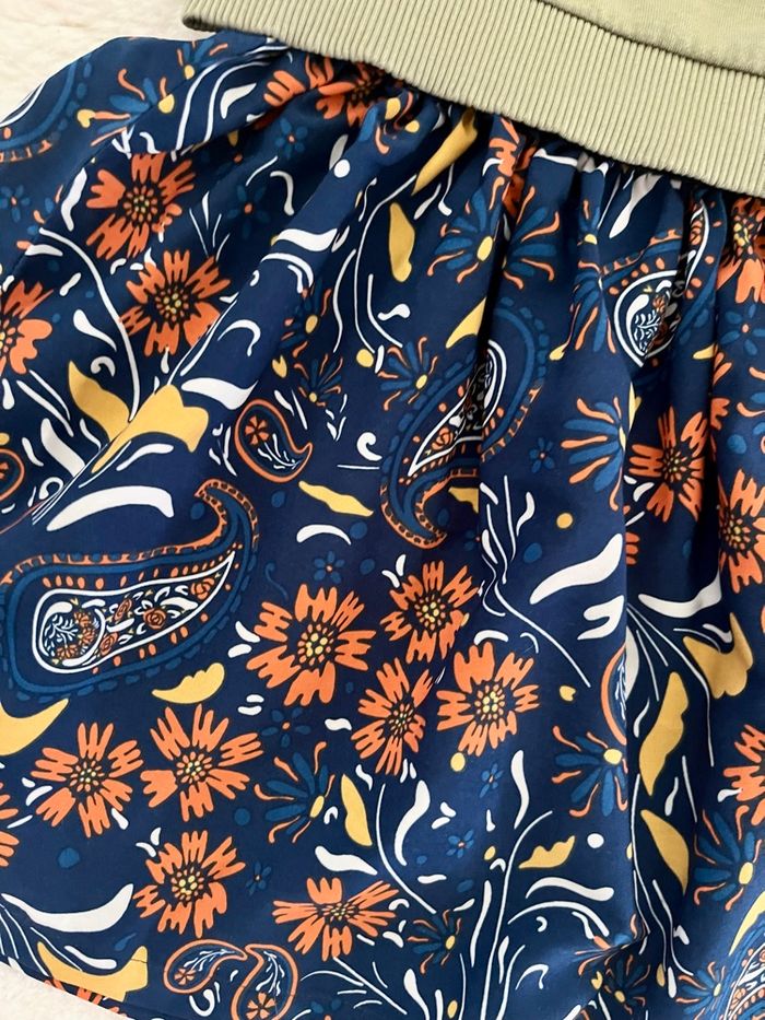 Tenue pull jupe kiabi 6 ans - photo numéro 3