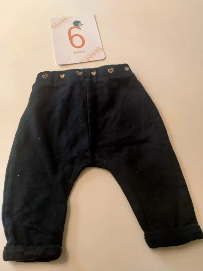 Pantalon bébé Kiabi Taille 6 mois - photo numéro 5