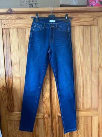 Jean skinny femme taille 34 de marque Cache cache neuf