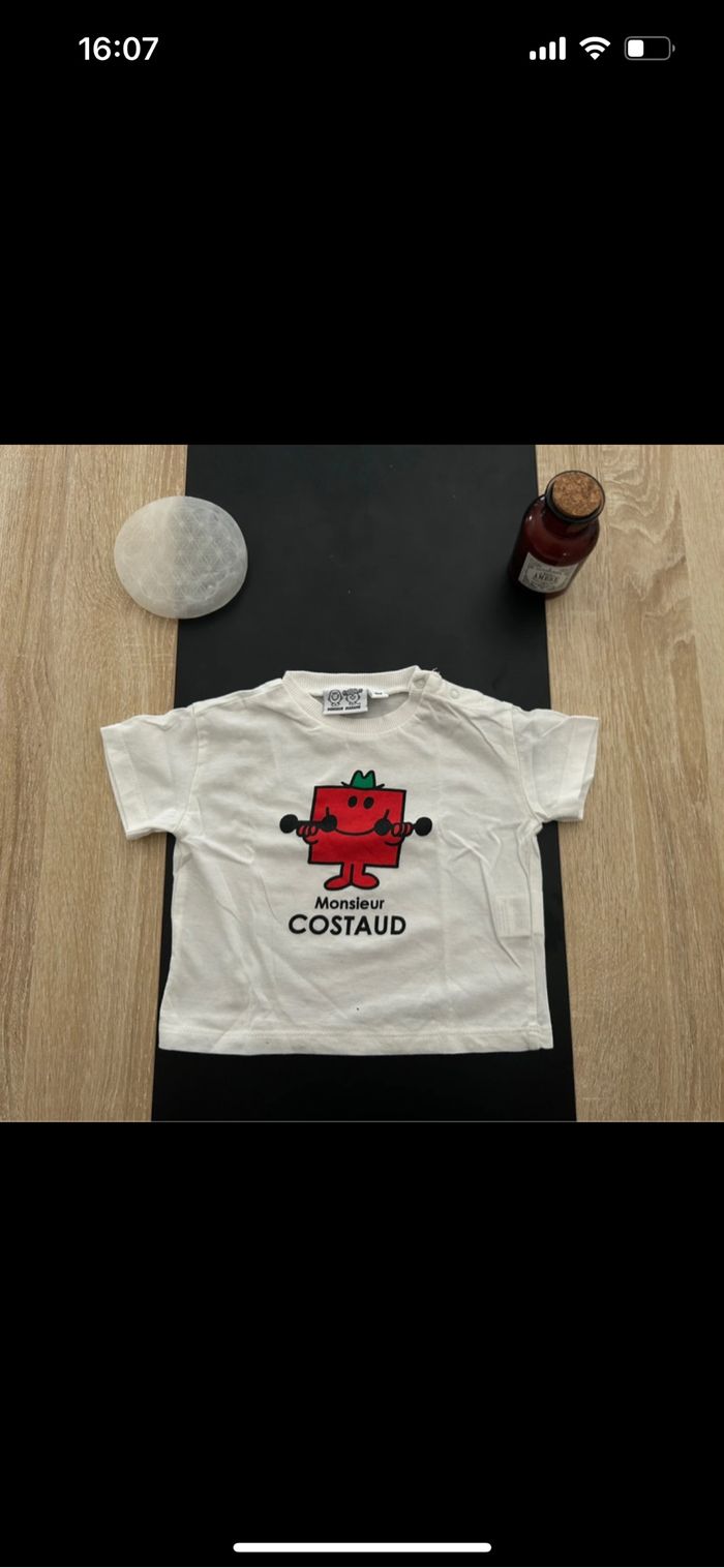 Lot de 7 tee-shirts et 1 salopette - photo numéro 8