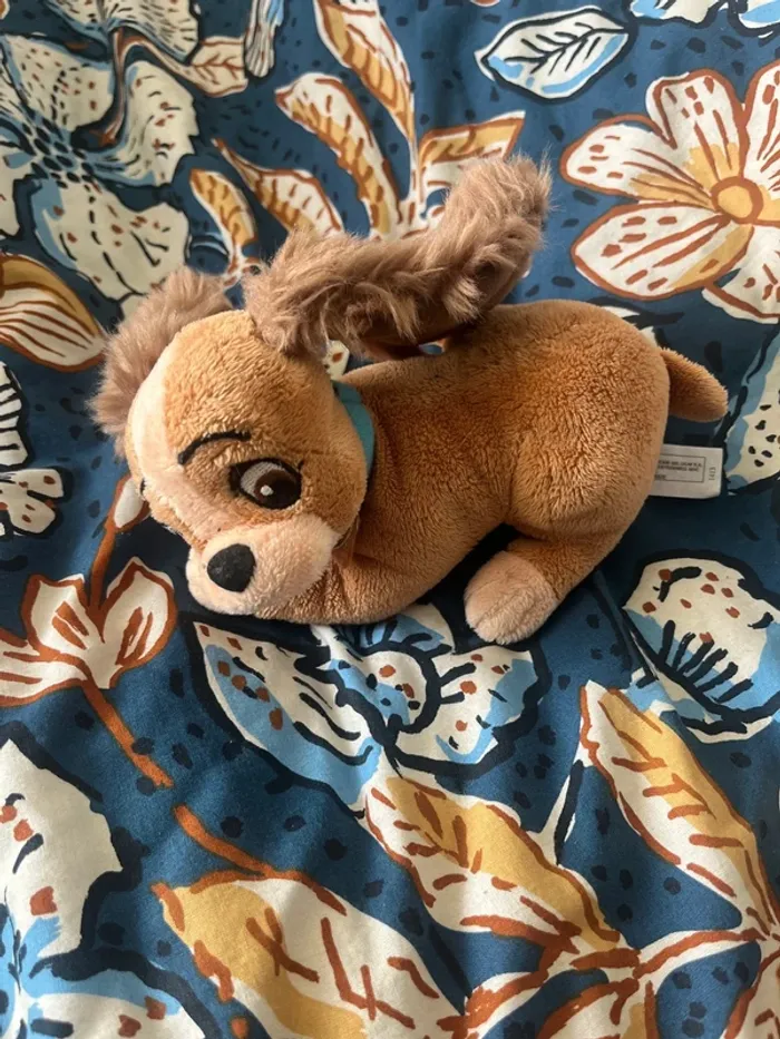 Peluche la belle et le clochard Disney