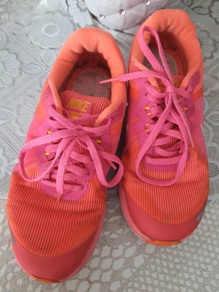 Basket Nike pointure 36 - photo numéro 5