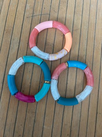 Lot de bracelets