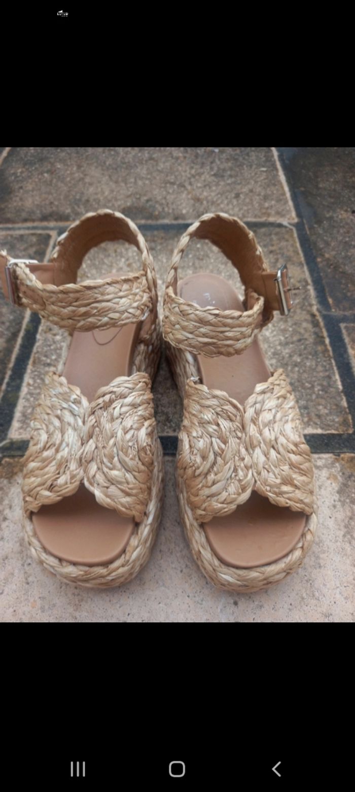 Sandales 👡 Minelli t.41