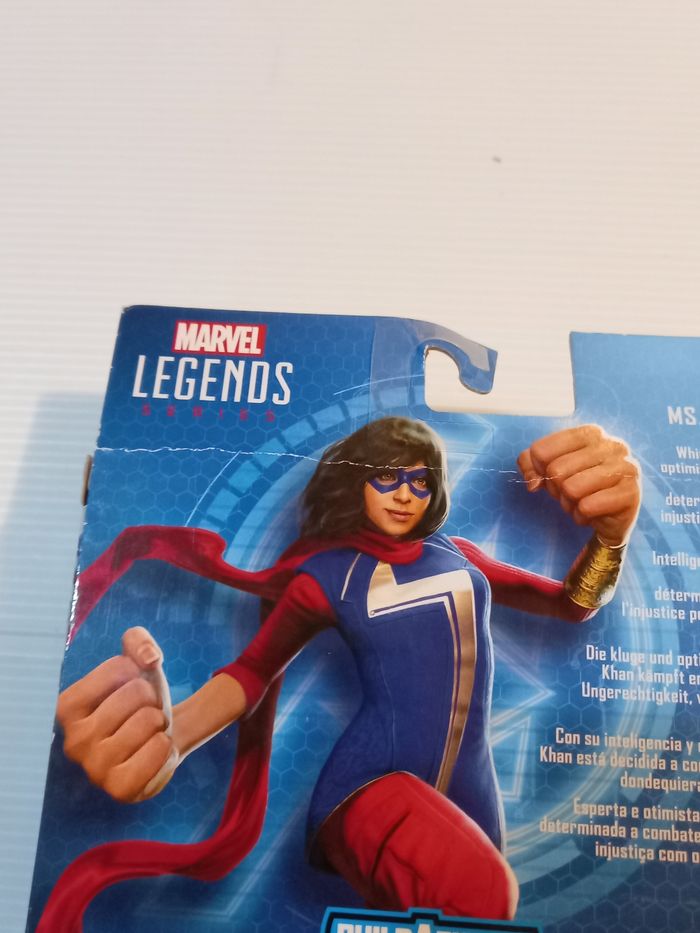 Marvel legend serie ms marvel - photo numéro 4
