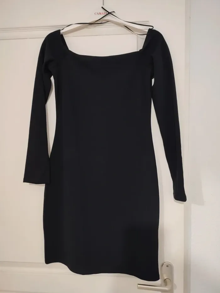 Robe moulante h&m 36 - photo numéro 2