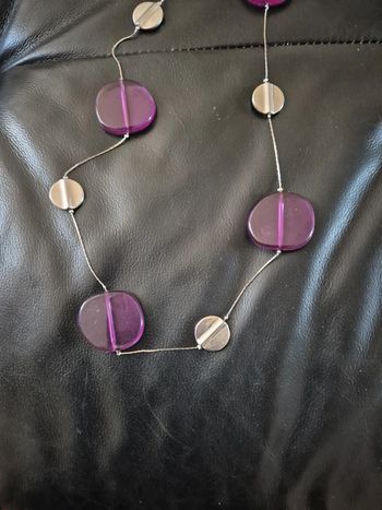 collier ou sautoir avec pastilles