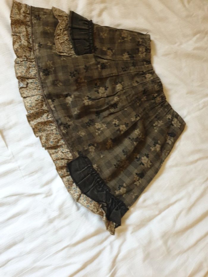 Jupe fille marque mila blue taille 10 ans - photo numéro 2