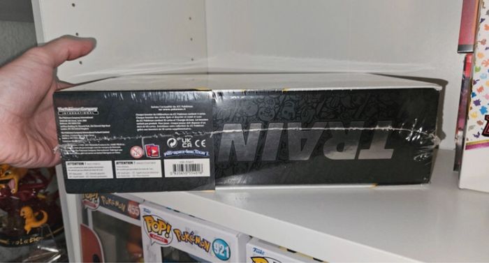 Display Pokémon 25 ans anniversaire - photo numéro 4