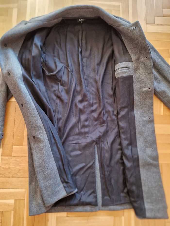 Manteau en laine APC - photo numéro 7
