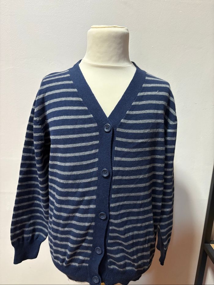 Gilet garçon taille 116/122