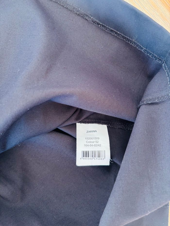 Robe mi-longue noir - photo numéro 2