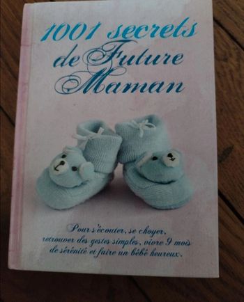 Livre 1001 secrets de future maman