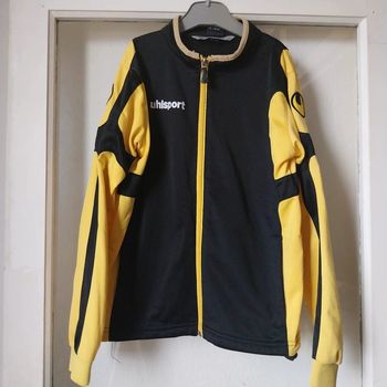Veste de sport taille 10 ans