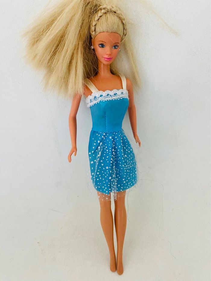 poupee barbie Mattel